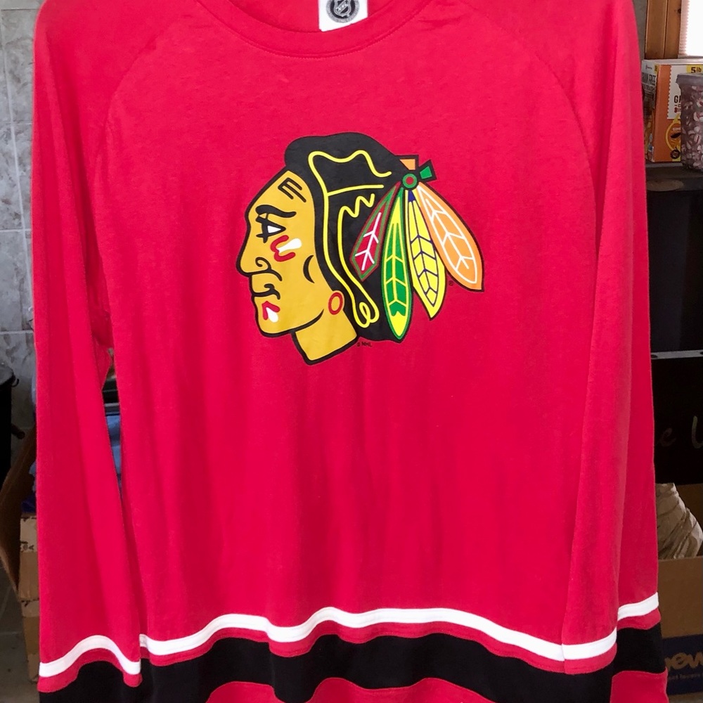 Chicago Black Hawks Shirt New with Tags size Large men